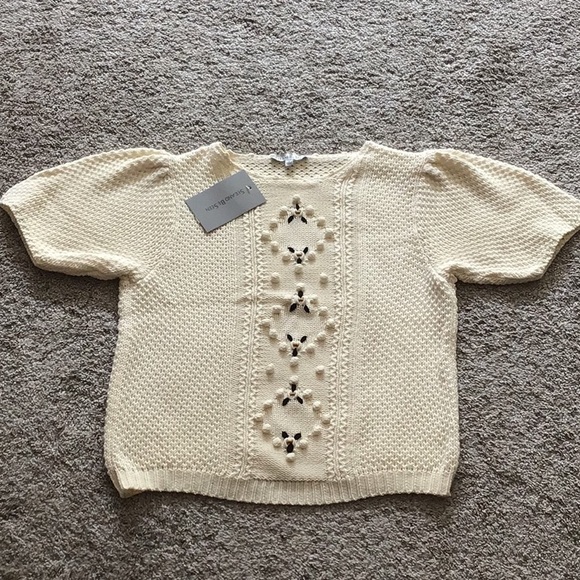 Sweaters - SHORT SLEEVED KNIT SWEATER - SMALL NWT
